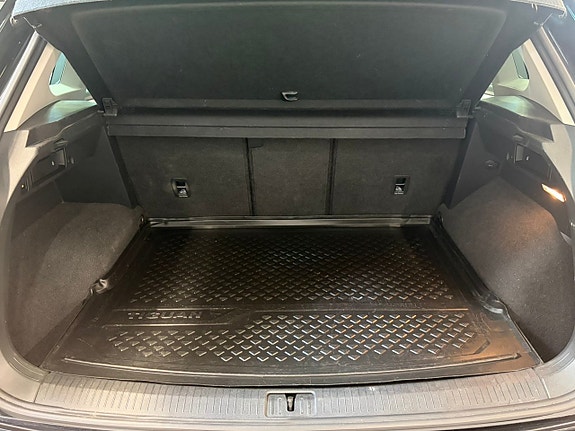 Volkswagen Tiguan 7 of 27