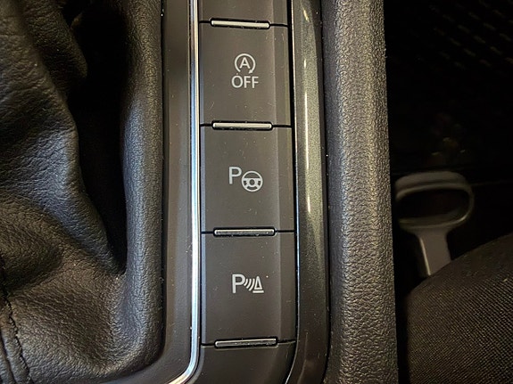 Volkswagen Tiguan 22 of 27