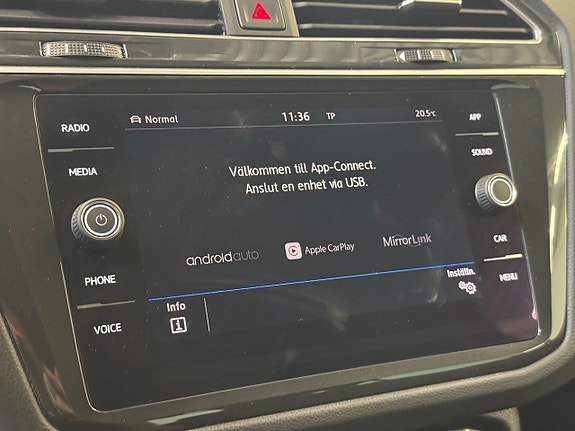 Volkswagen Tiguan 17 of 27