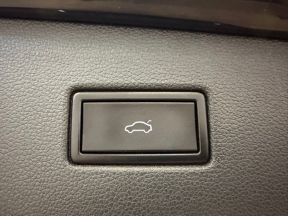 Volkswagen Tiguan 9 of 27