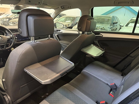 Volkswagen Tiguan 11 of 27