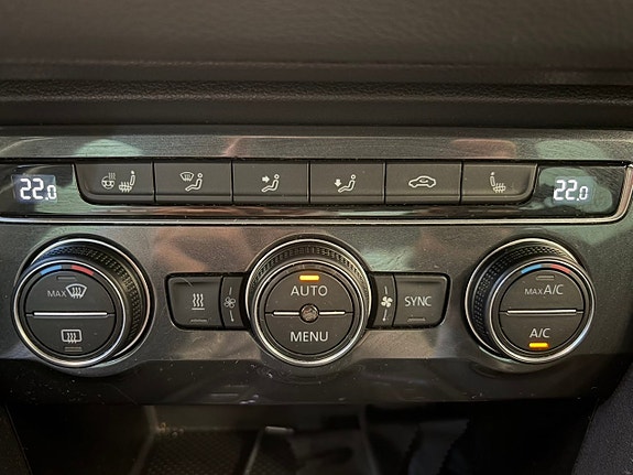 Volkswagen Tiguan 23 of 27