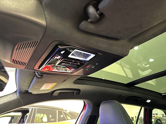 Volkswagen Passat 27 of 27