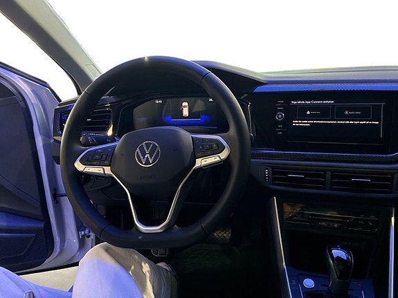 Volkswagen Polo 9 of 11