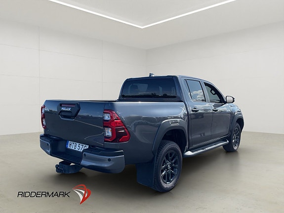 Toyota HiLux 9 of 30
