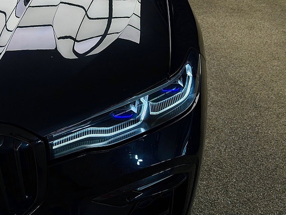 BMW X7 5 of 30