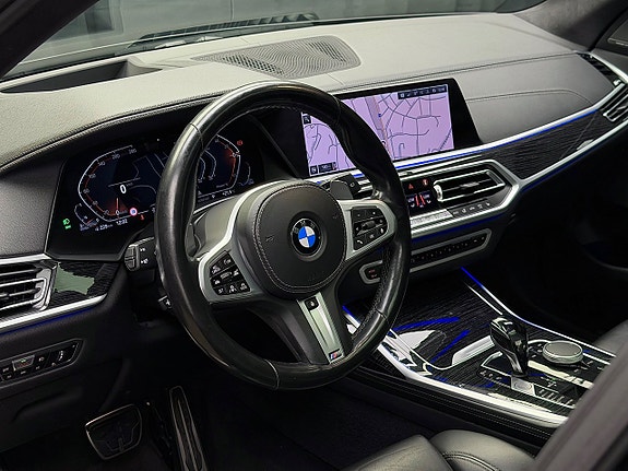 BMW X7 17 of 30