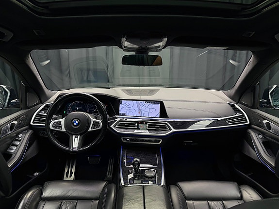 BMW X7 26 of 30
