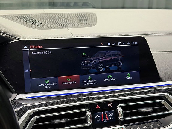 BMW X7 28 of 30