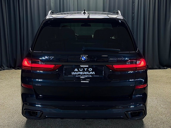 BMW X7 12 of 30