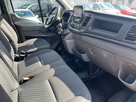 Ford Transit 6 of 8