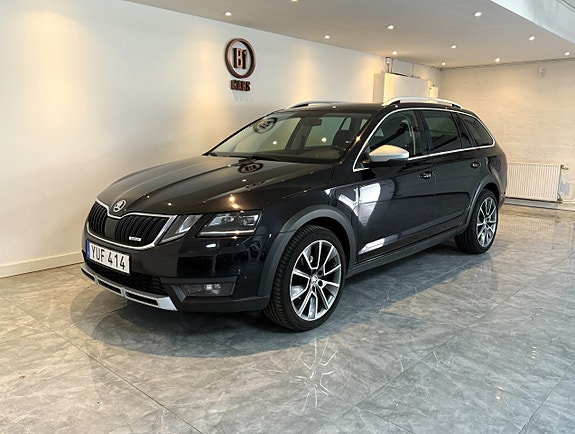 Skoda Octavia Scout 2 of 23