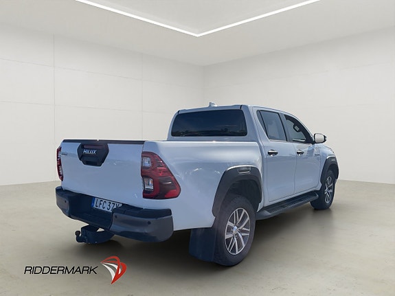 Toyota HiLux 9 of 30
