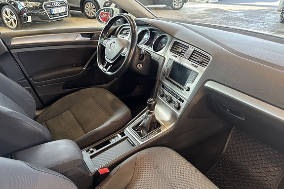 Volkswagen Golf I 9 of 14
