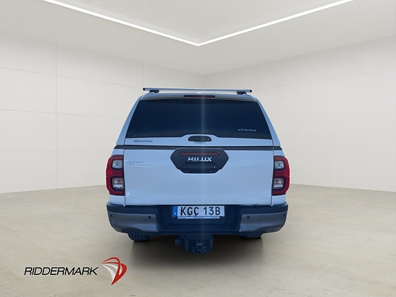Toyota HiLux 8 of 30