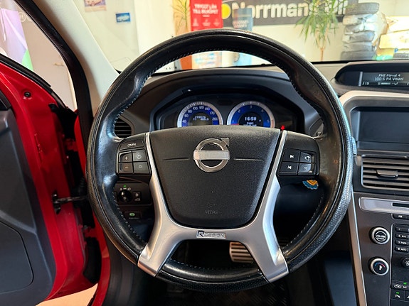 Volvo XC60 18 of 27