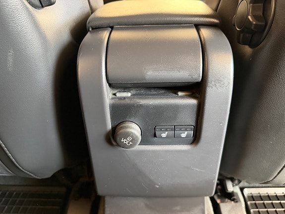 Volvo XC60 23 of 27