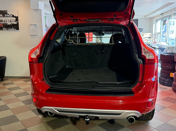 Volvo XC60 9 of 27