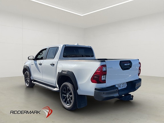 Toyota HiLux 7 of 30