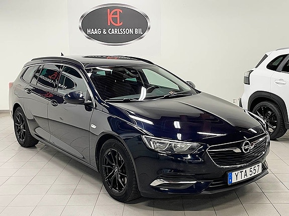 Opel Insignia 2 of 7