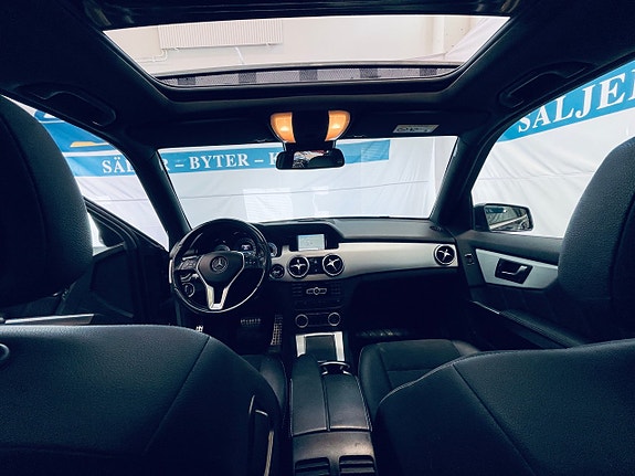 Mercedes-Benz GLK220 19 of 27
