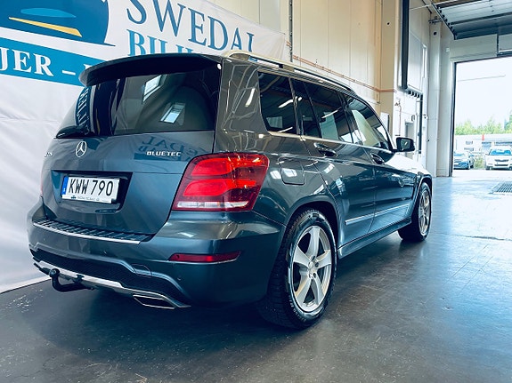 Mercedes-Benz GLK220 4 of 27