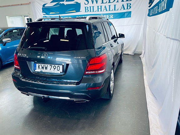 Mercedes-Benz GLK220 8 of 27