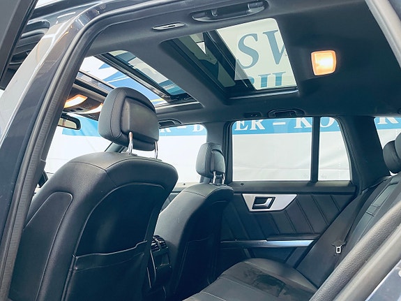 Mercedes-Benz GLK220 17 of 27