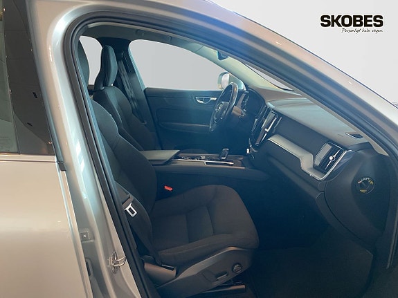Volvo XC60 11 of 29