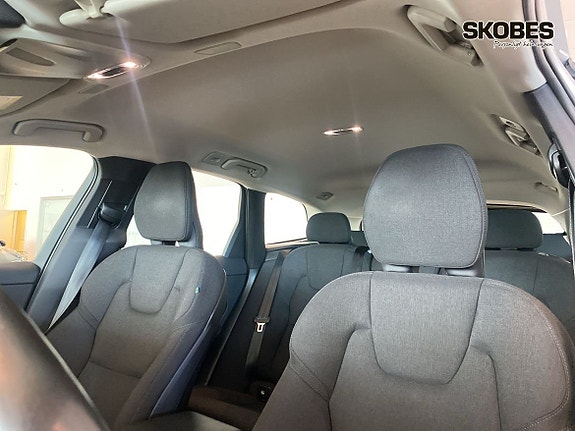 Volvo XC60 28 of 29