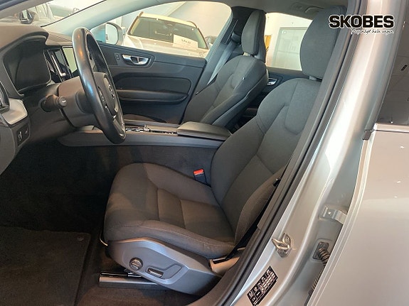 Volvo XC60 21 of 29