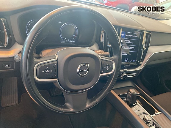 Volvo XC60 23 of 29