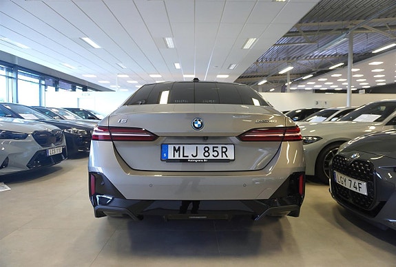 BMW i5 5 of 29