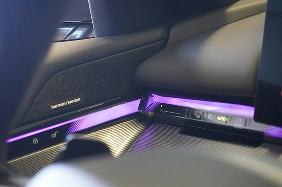 BMW i5 15 of 29