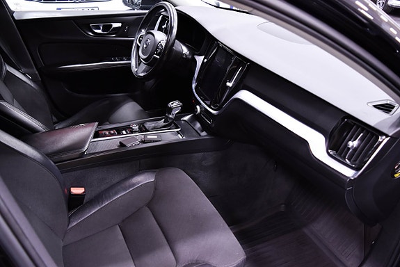 Volvo V60 15 of 18