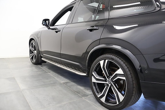 Volvo XC90 5 of 22