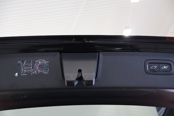 Volvo XC90 20 of 22
