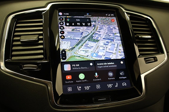 Volvo XC90 14 of 22