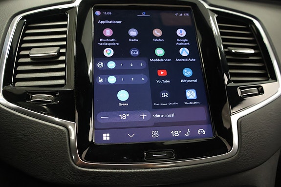 Volvo XC90 16 of 22