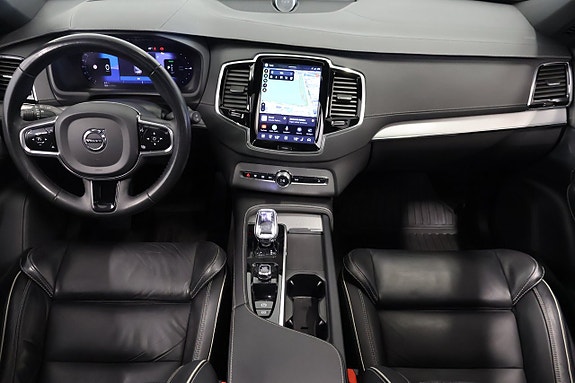 Volvo XC90 6 of 22