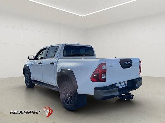 Toyota HiLux 7 of 30