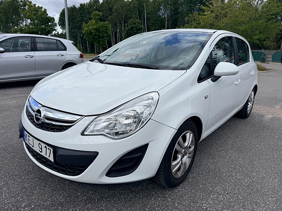 Opel Corsa 2 of 6