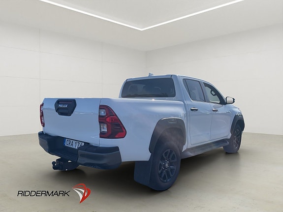 Toyota HiLux 9 of 30