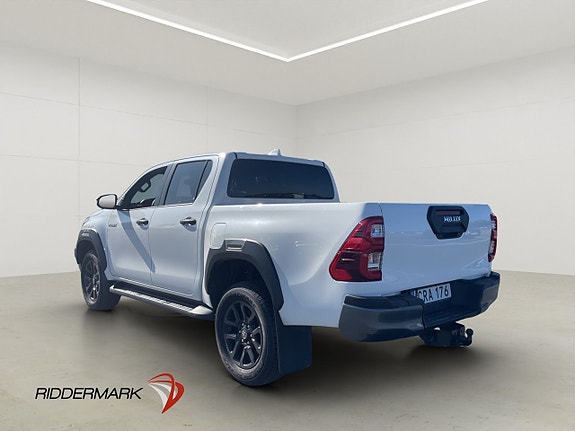 Toyota HiLux 7 of 30