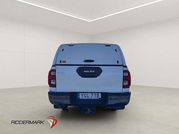 Toyota HiLux 8 of 30