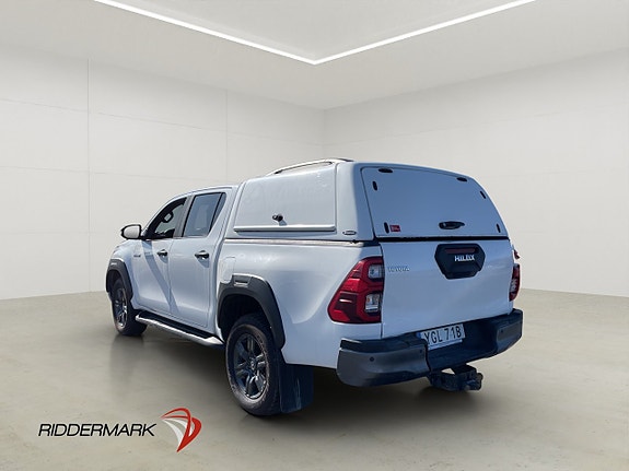 Toyota HiLux 7 of 30
