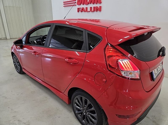 Ford Fiesta 9 of 10