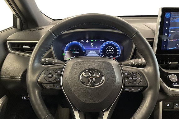 Toyota Corolla Cross 12 of 20