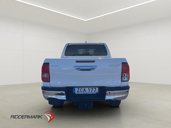 Toyota HiLux 8 of 30