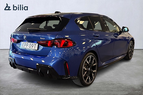 BMW 120 17 of 19